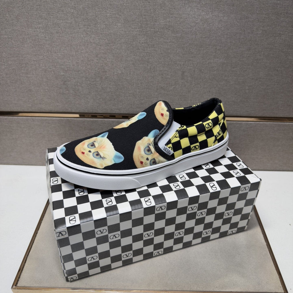Vans Teddy Bear Print Slip-On Shoes — side